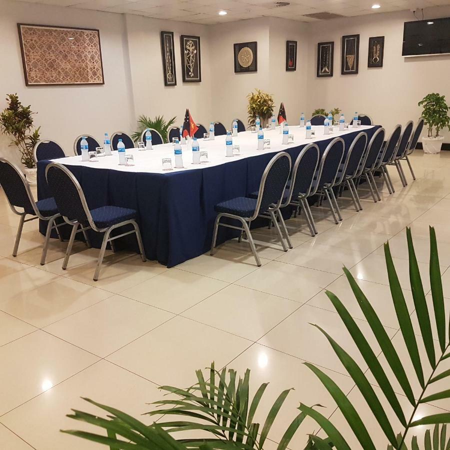 Paddy'S Hotel & Apartments Πορτ Μόρεσμπι Εξωτερικό φωτογραφία
