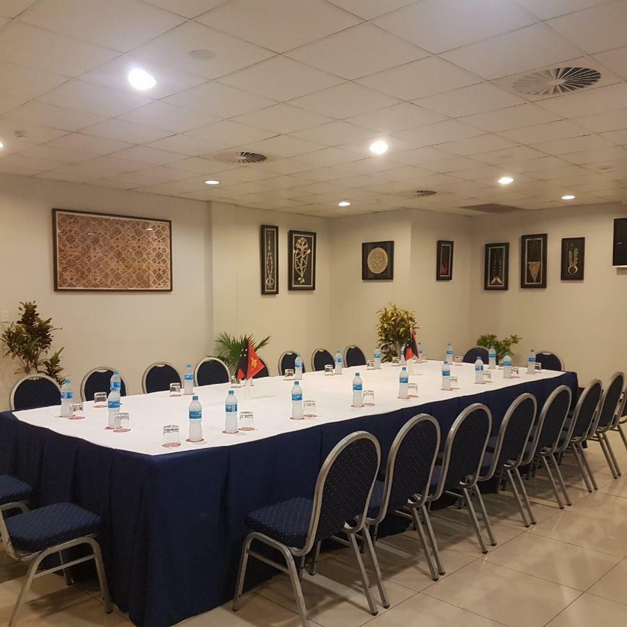 Paddy'S Hotel & Apartments Πορτ Μόρεσμπι Εξωτερικό φωτογραφία